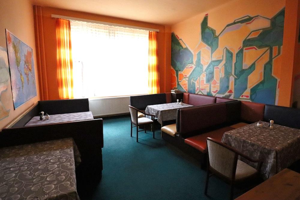 A Plus Hostel - Centrum Praha Bagian luar foto
