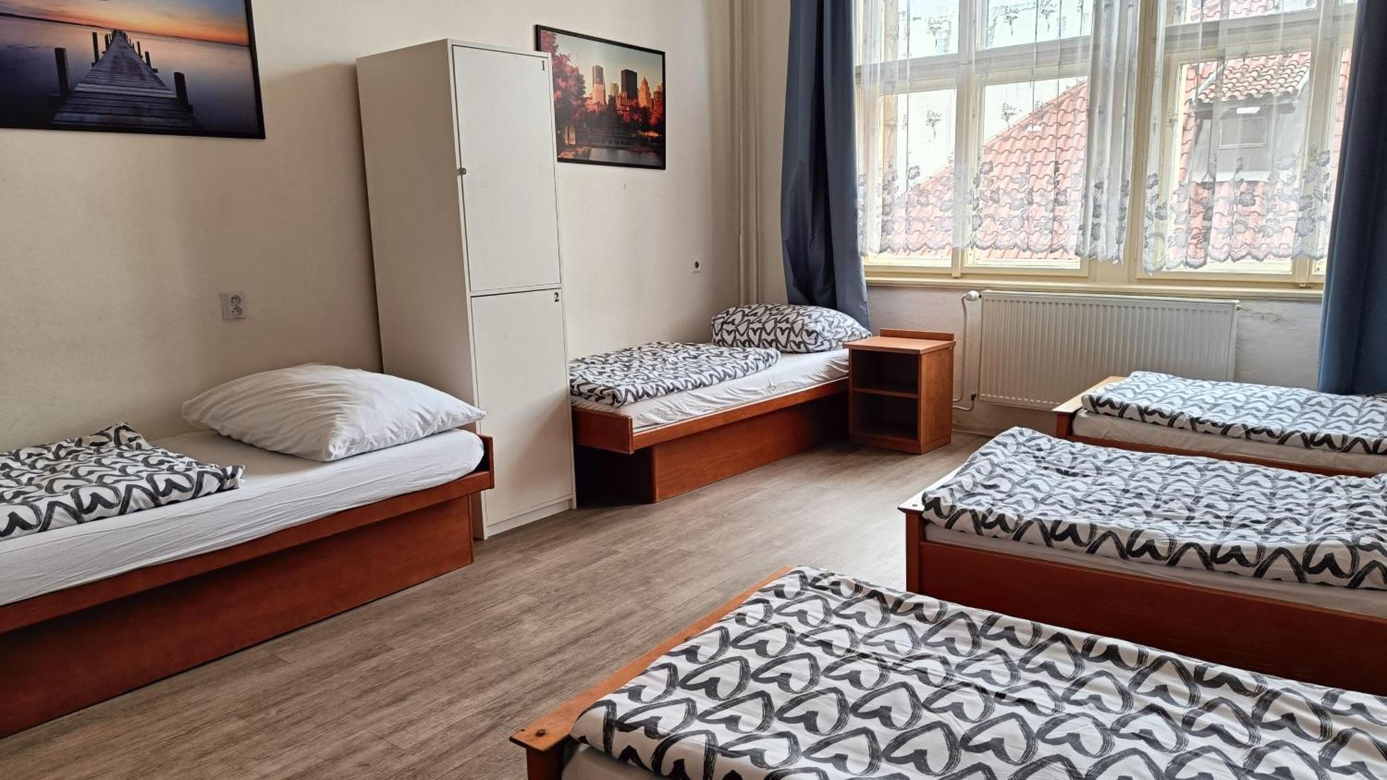 A Plus Hostel - Centrum Praha Bagian luar foto