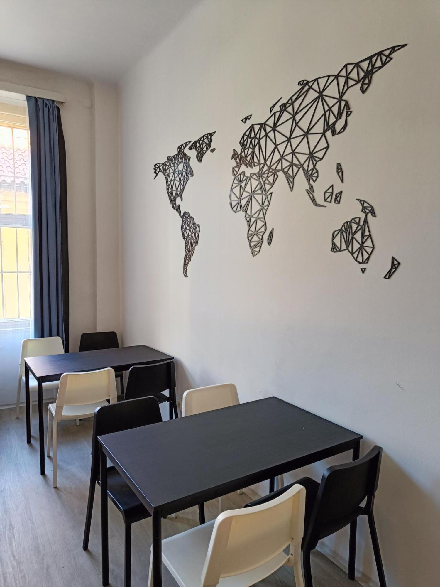 A Plus Hostel - Centrum Praha Bagian luar foto